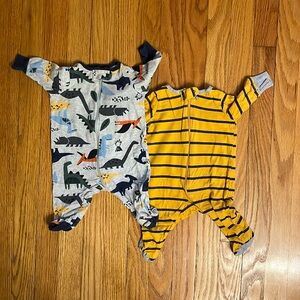 Gerber newborn sleepers LIKE NEW